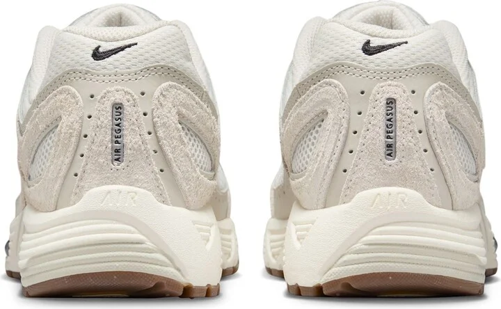 Air Pegasus 2005 Sneaker - Image 5