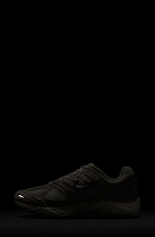 Air Pegasus 2005 Sneaker - Image 9