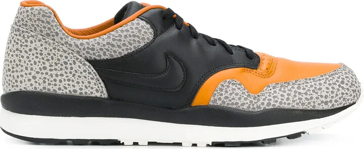 Air Safari QS sneakers
