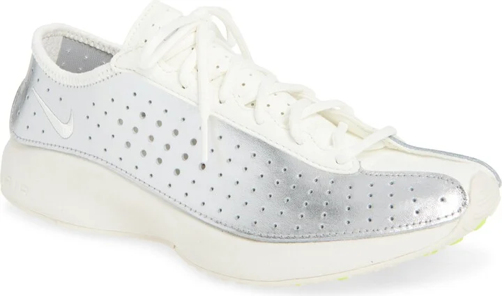 Pale Ivory/ Pale Ivory/ Silver