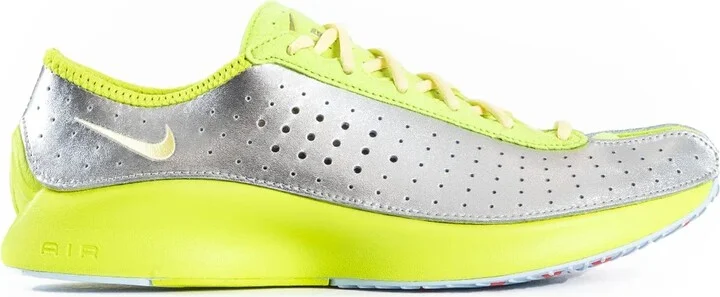 Air Superfly Sneakers