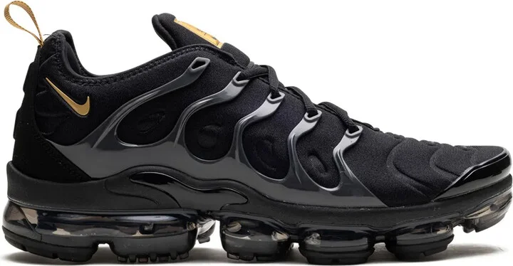 Air Vapormax Plus "Black" sneakers
