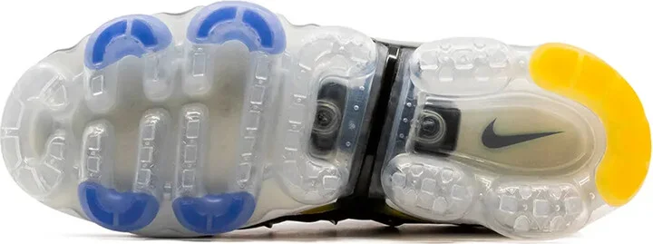 Air Vapormax Plus "Captain Marvel" sneakers - Image 4