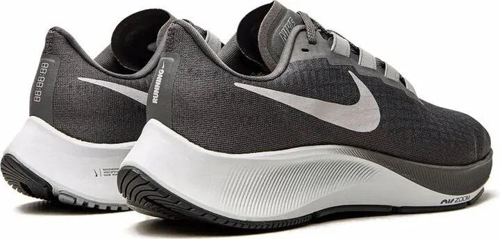 Air Zoom Pegasus 37 "Iron Grey/Light Smoke Grey" sneakers - Image 3
