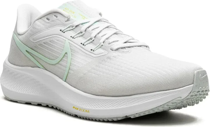 Air Zoom Pegasus 39 "Barely Green" sneakers - Image 2