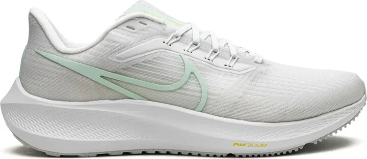 Air Zoom Pegasus 39 "Barely Green" sneakers