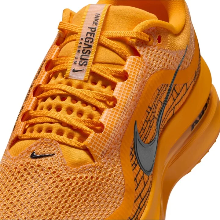 Air Zoom Pegasus 41 Running Shoe - Image 11
