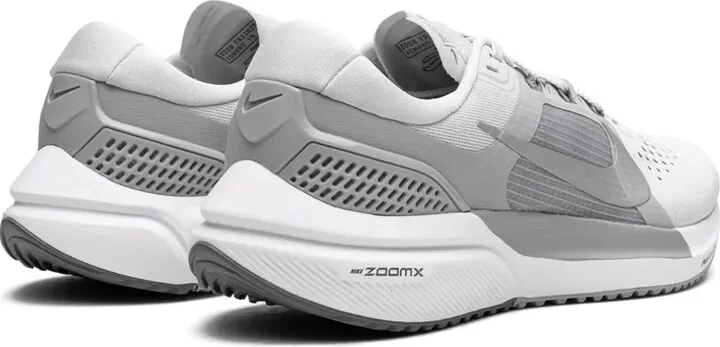 Air Zoom Vomero 15 sneakers - Image 3