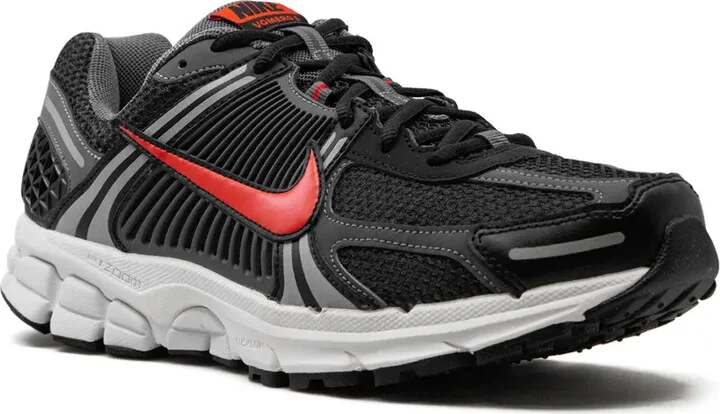 Air Zoom Vomero 5 "Black/Picante Red" sneakers - Image 2
