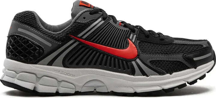 Air Zoom Vomero 5 "Black/Picante Red" sneakers