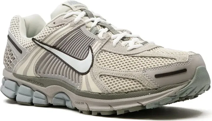 Air Zoom Vomero 5 "Light Orewood Brown" - Image 2