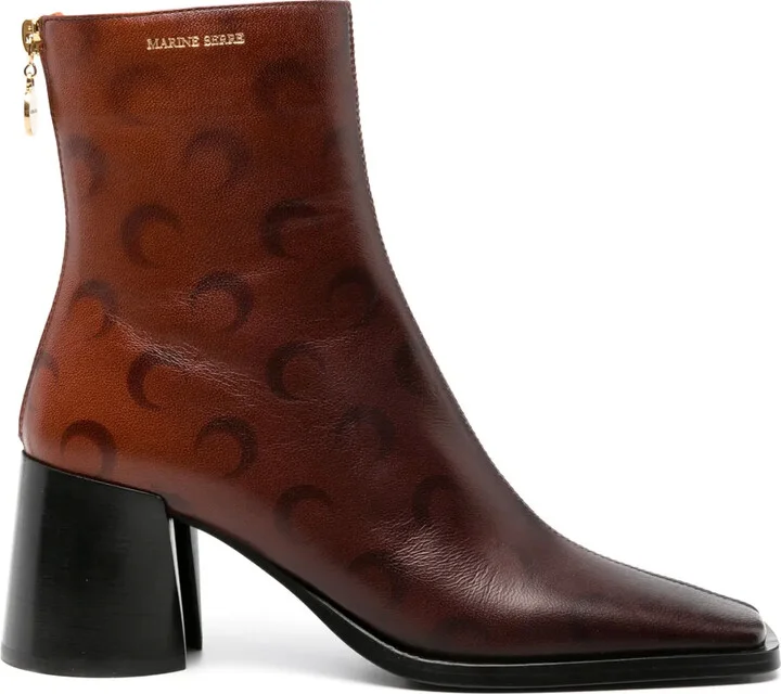 Airbrushed Crescent Moon-print boots