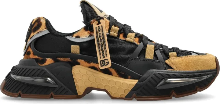 Airmaster sneakers