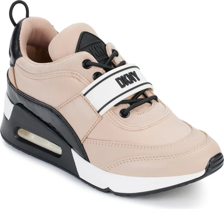 Aislin Sneaker