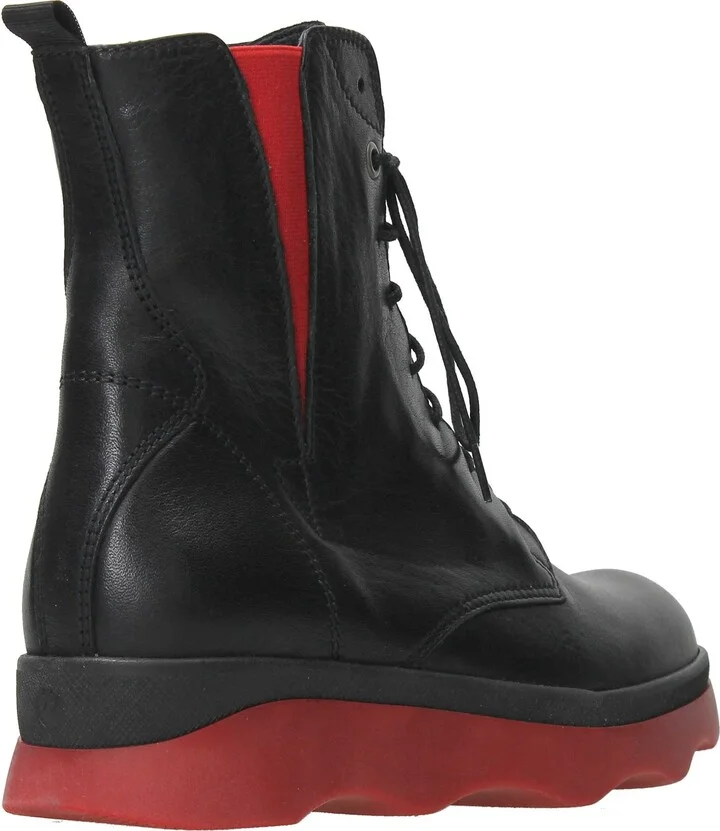 Akita Water Resistant Combat Boot - Image 3