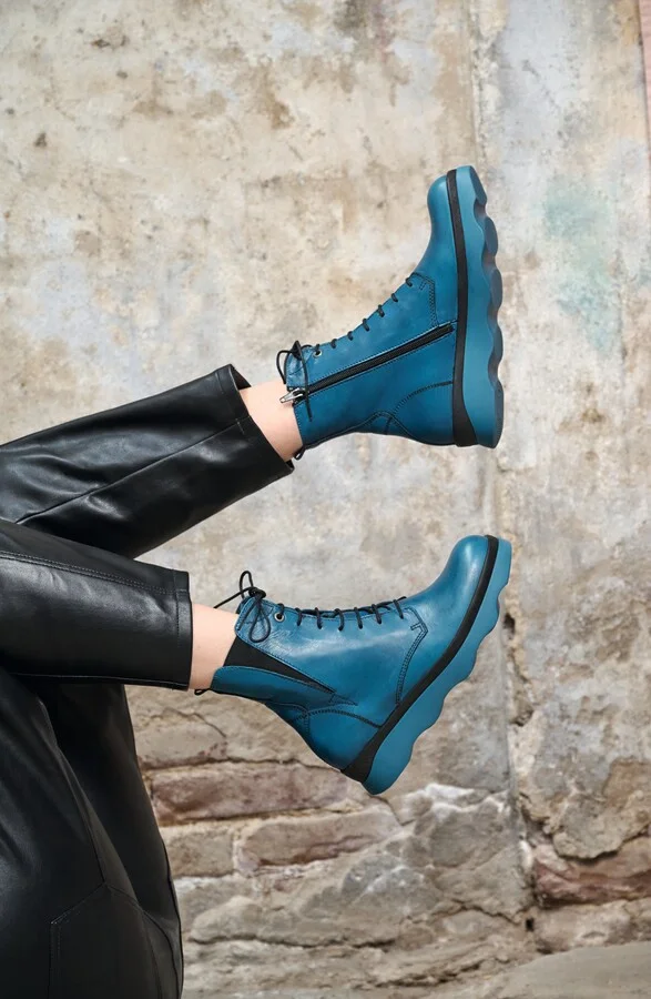 Akita Water Resistant Combat Boot - Image 9