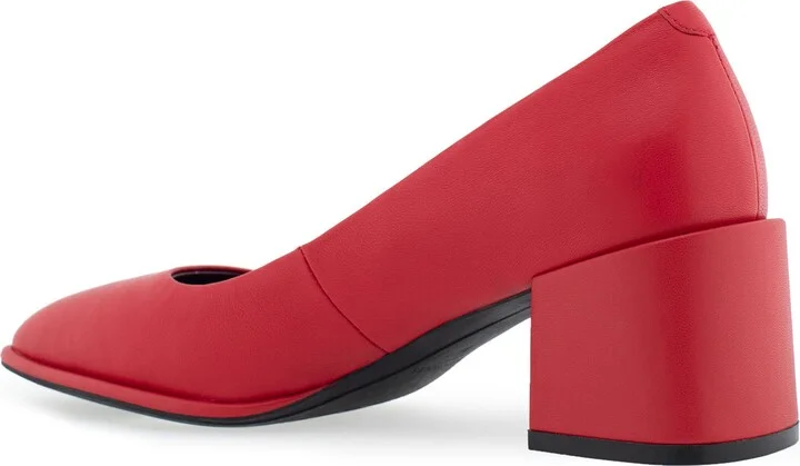 Alae Block Heel Pump - Image 8