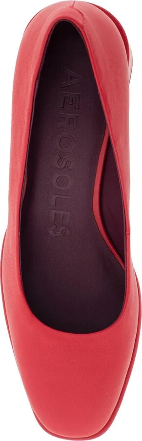 Alae Block Heel Pump - Image 11
