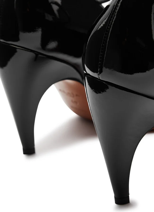 Alaïa 90 Patent Leather Pumps - Image 4