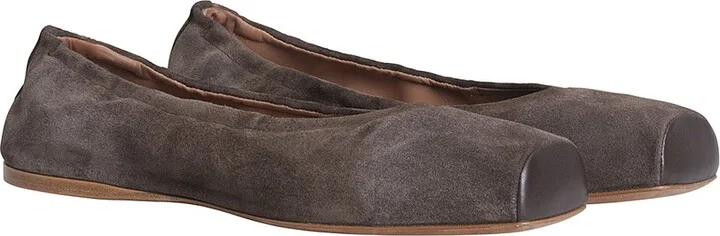 ALAÏA Ballet Flat in Brown