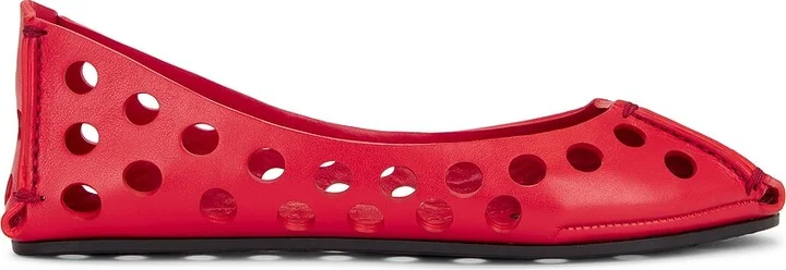 ALAÏA Ballet Flat in Red