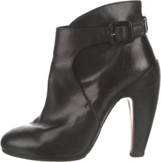 Alaïa