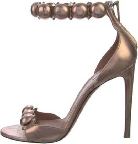 Alaïa