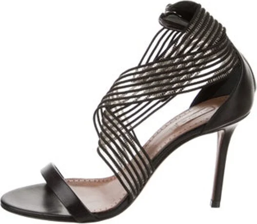Alaïa
