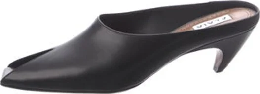Alaïa