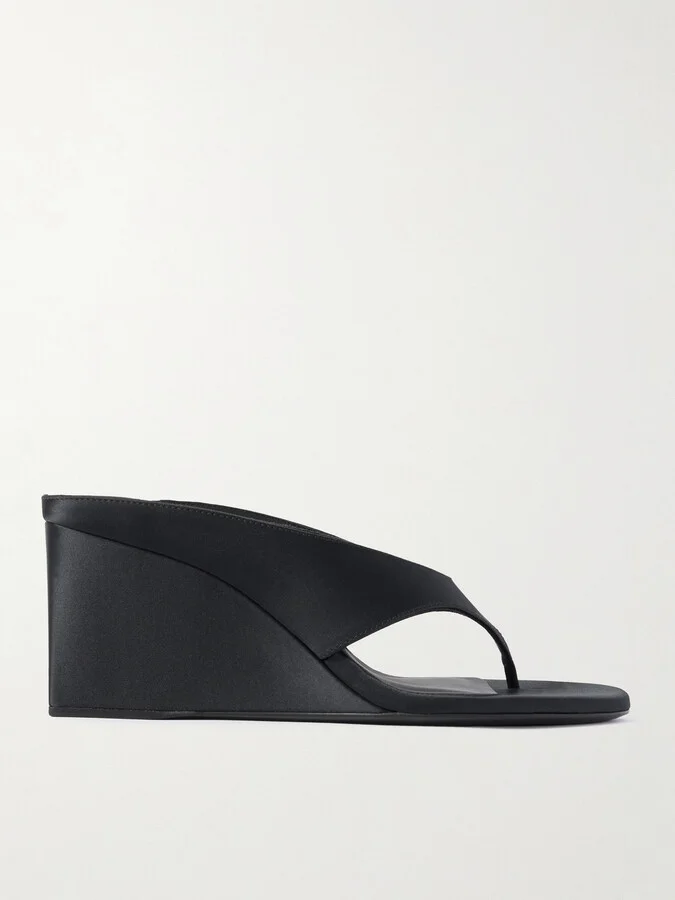Alaïa - Satin Wedge Sandals - Black