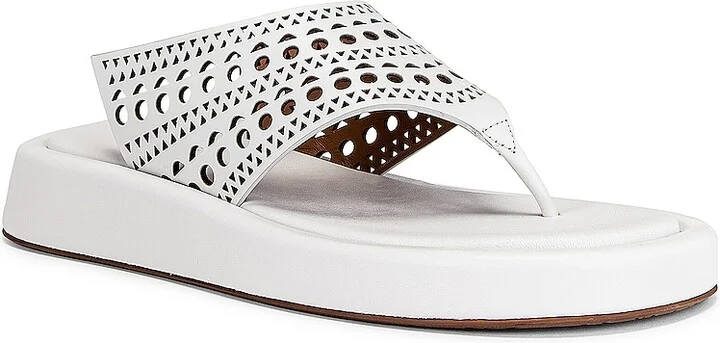 ALAÏA Vienne Thong Platform Sandals in White - Image 2