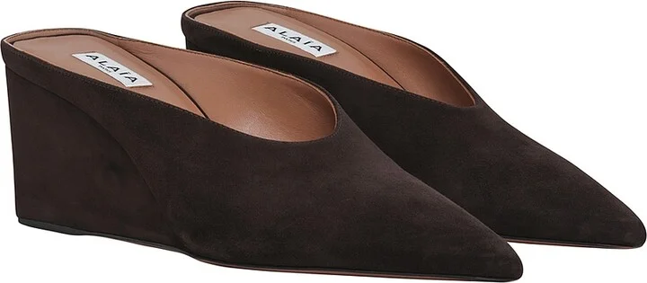 ALAÏA Wedge Mule in Chocolate