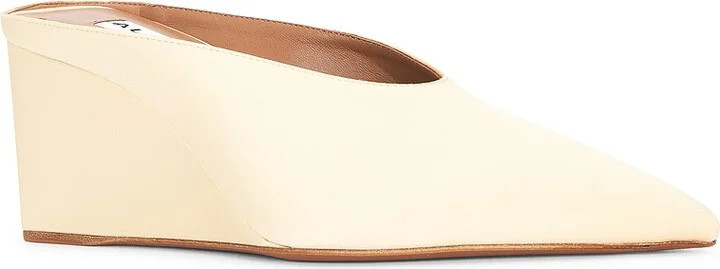 ALAÏA Wedge Mule in Cream - Image 2