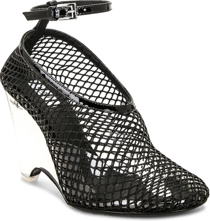 ALAÏA Wedge Pump in Black - Image 2