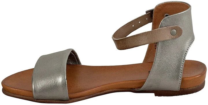Alanis Flat Sandal - Image 11