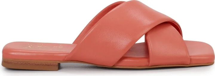 Alannie Sandal