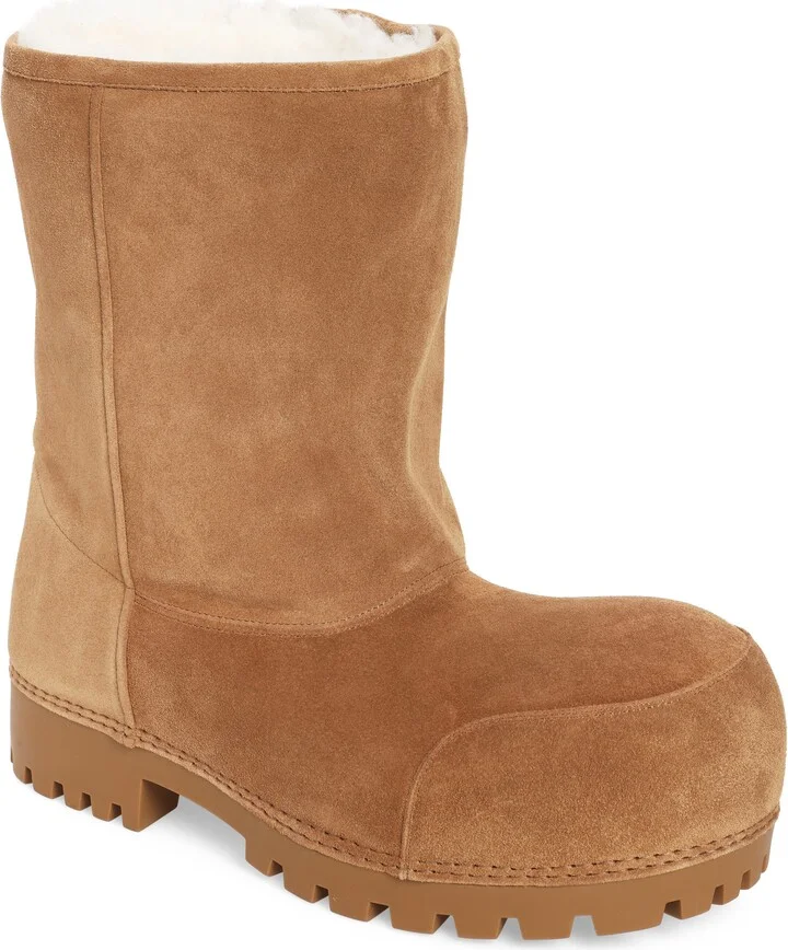 2200 Brown/ White