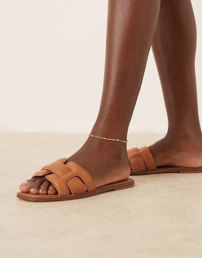 ALDO Elenaa padded flat sandals in tan leather