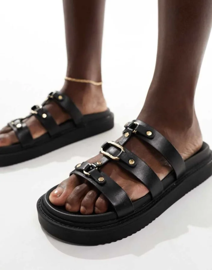 ALDO Mariesoleil footbed sandals in black leather - Image 2