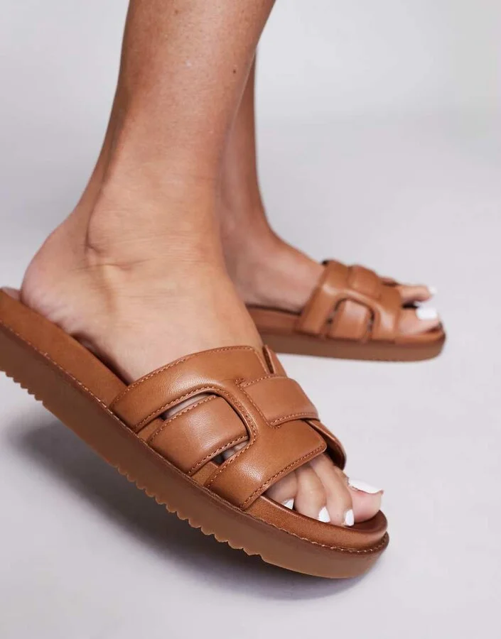 ALDO Wylalaendar padded footbed sandals in medium brown leather - Image 2
