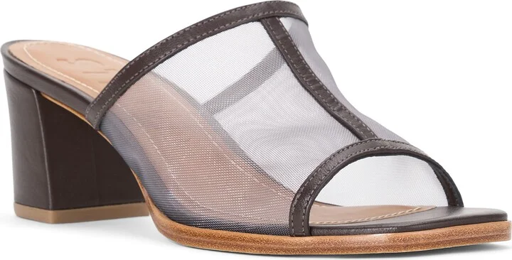 Alessandra Sandal
