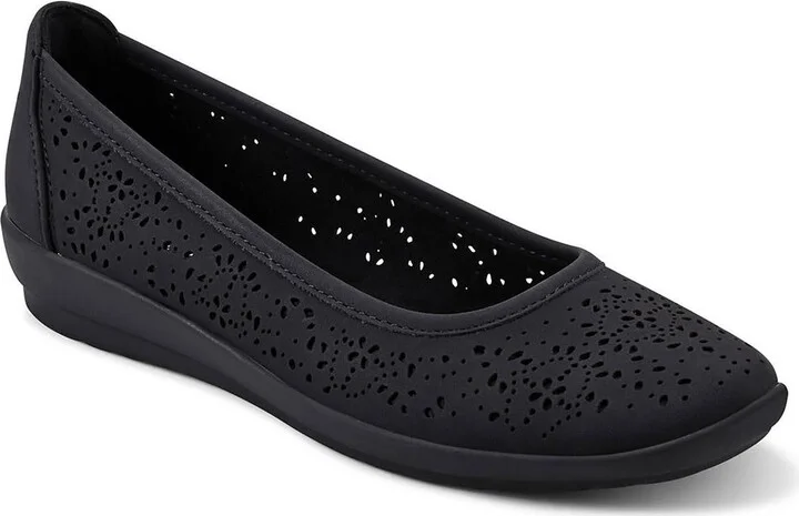Alessia 3 Womens Padded Insole Faux Leather Ballet Flats
