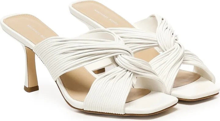 Alessia Mules - Image 2