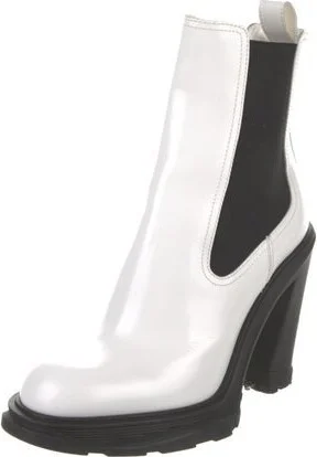 Alexander McQueen - Image 2