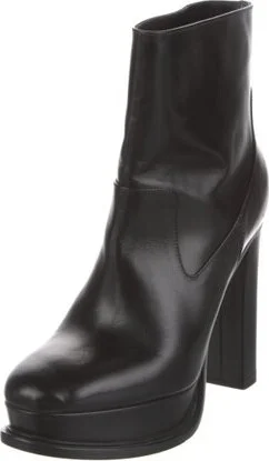 Alexander McQueen - Image 2