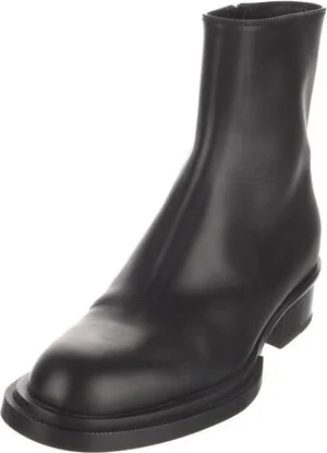 Alexander McQueen - Image 2