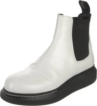 Alexander McQueen - Image 2