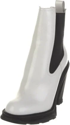 Alexander McQueen - Image 2