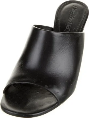 Alexander McQueen - Image 2