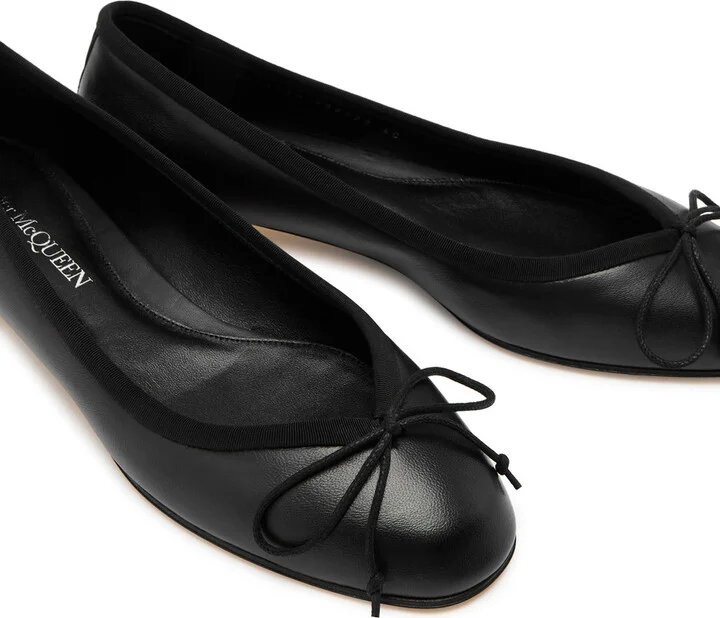 Alexander Mcqueen Armadillo 20 Leather Ballet Pumps - Image 3